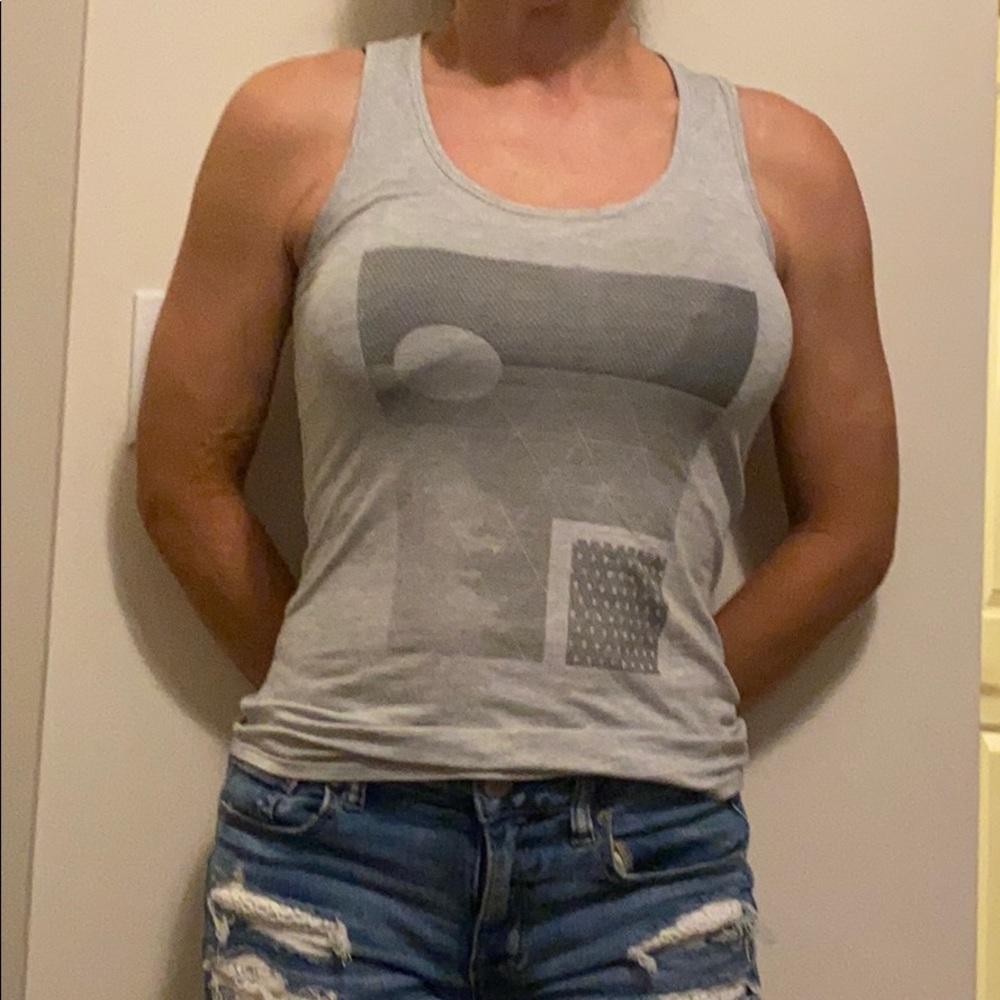 Lulu tank top